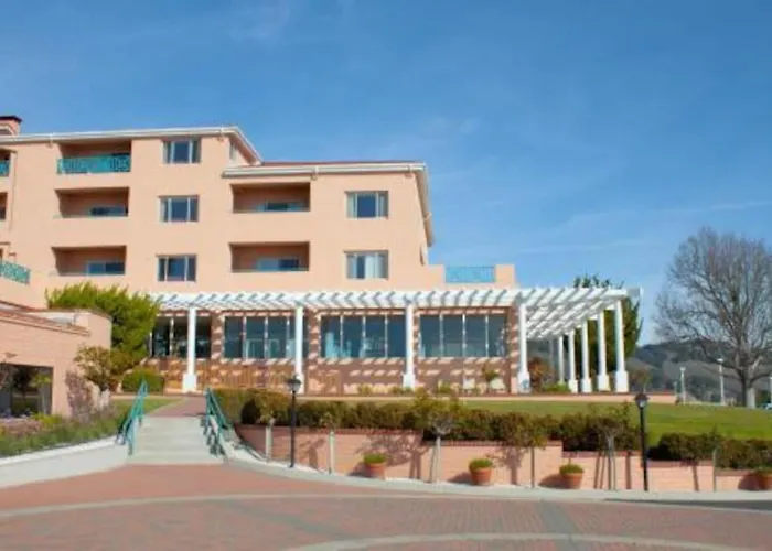 Diamond - San Luis Bay Inn 1Bd